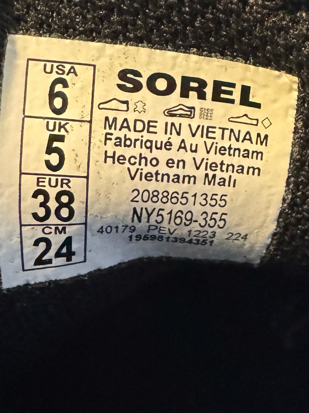 SOREL Out N About IV Classic Waterproof Boots Utility Green/Black Size 6 - Picture 7 of 12